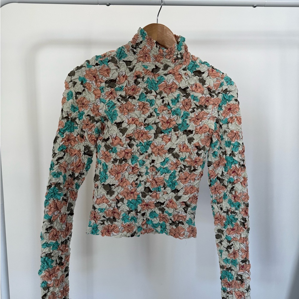Anthropologie Blue and Pink Floral Fitted Blouse